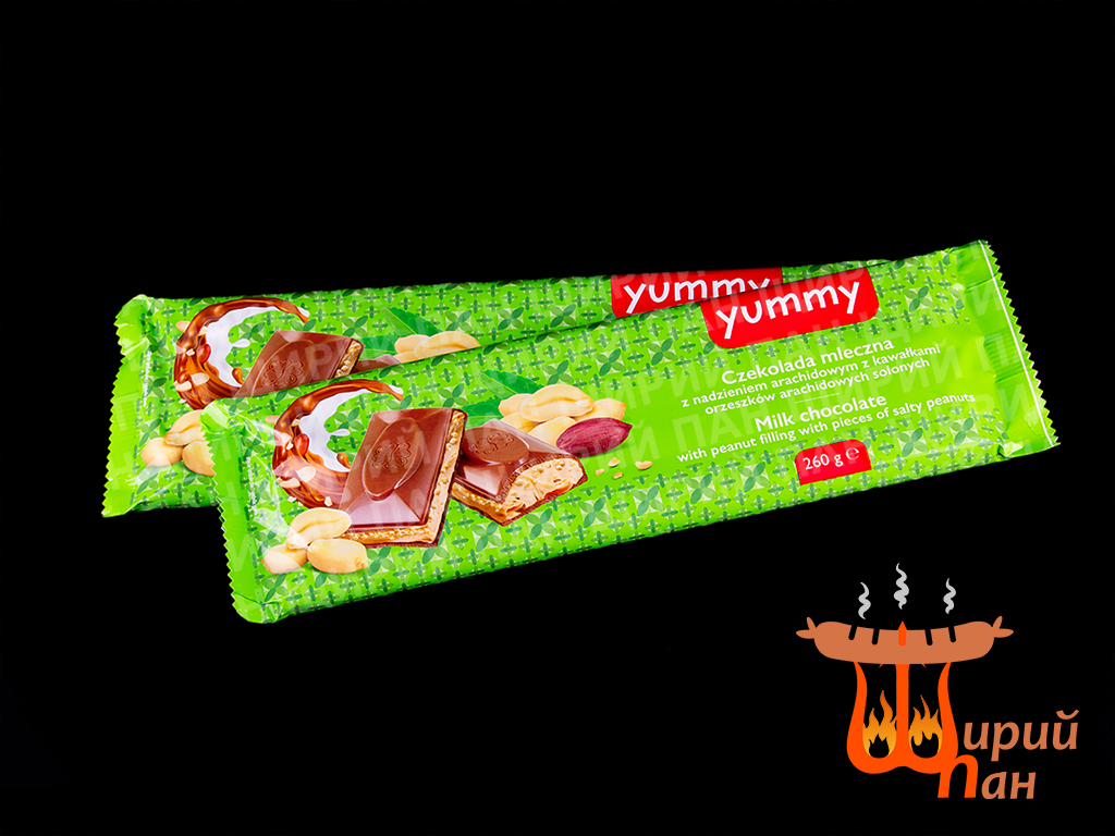 Шоколад з горіхом Yummy